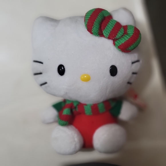 Hello Kitty Beanie Plush Doll - Picture 2 of 3
